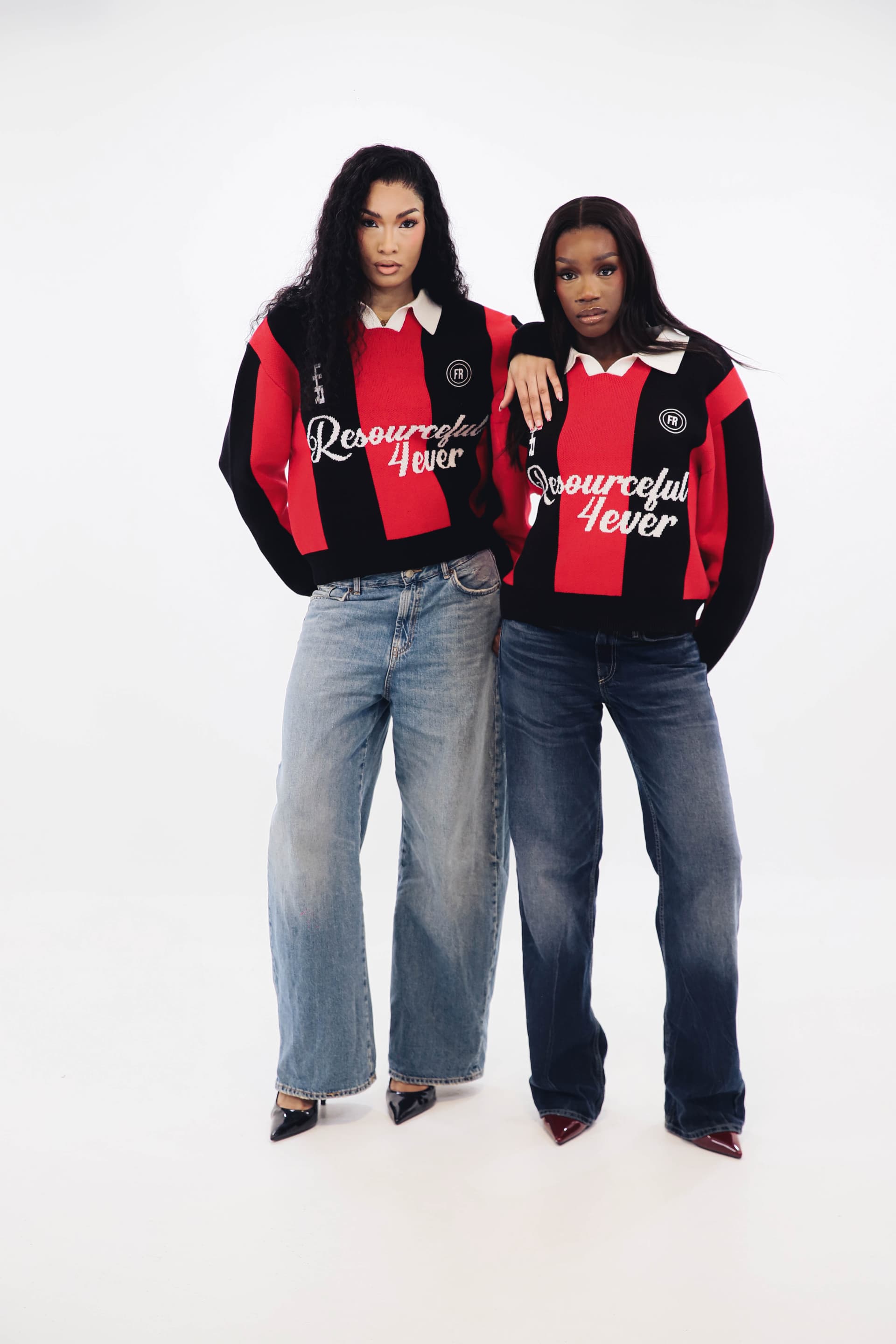 POLO OVERSIZE CROP RED – L’ESSENTIEL REVISITÉ